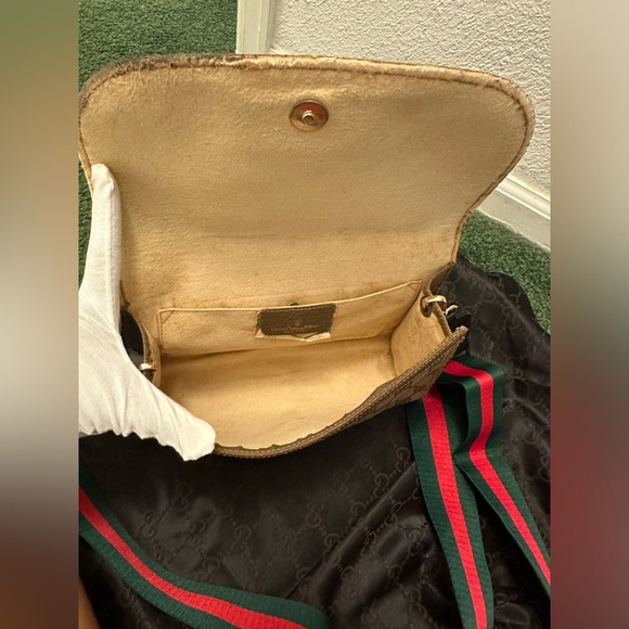 ✨Sold❗️❗️Authentic Vintage Gucci ✨ - Picture 10 of 17